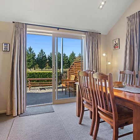 Fairway Cottage - Hanmer Springs Holiday Home 외부 사진